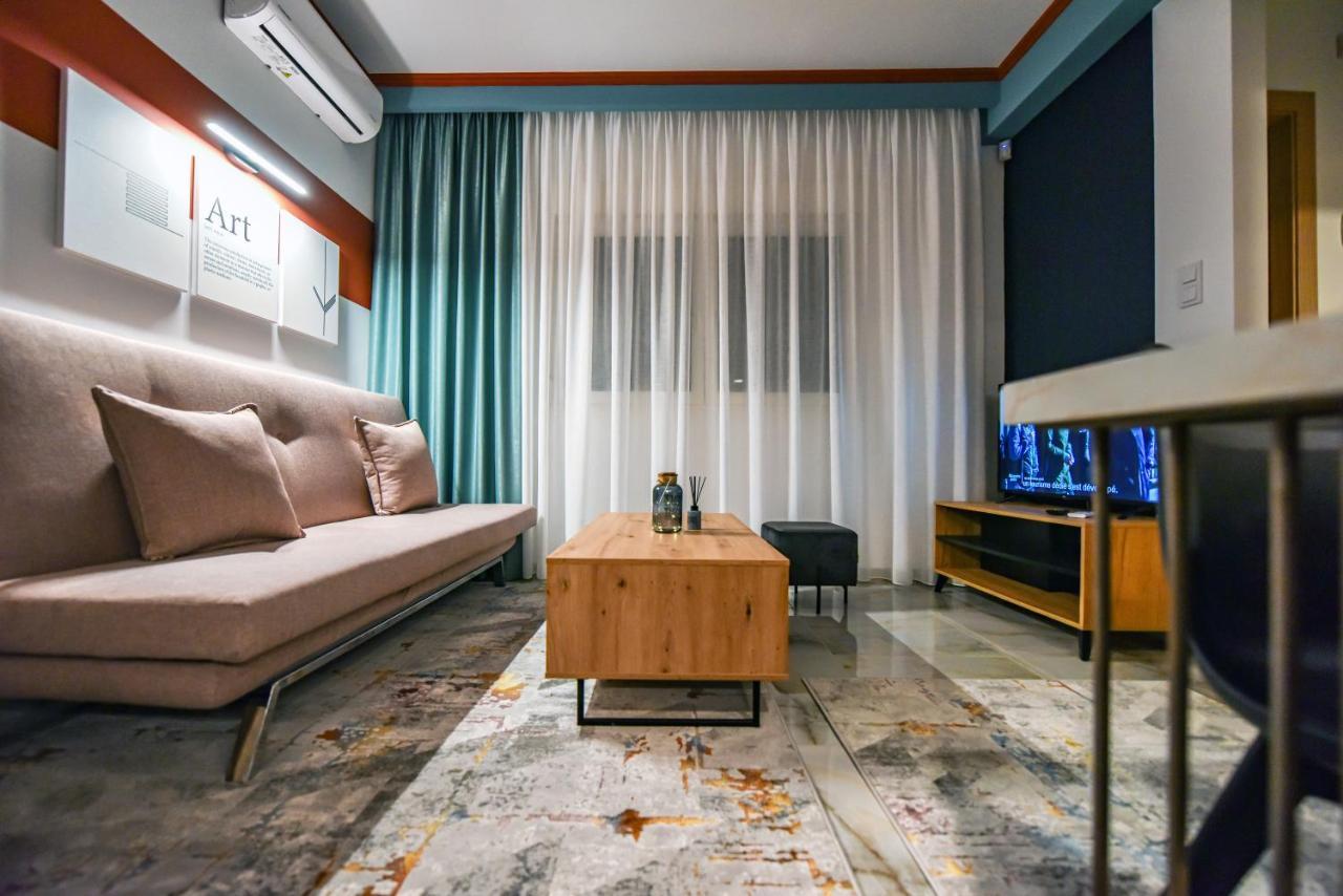 Κεντρικο Και Cosy Διαμερισμα Στην Κομοτηνη Lägenhet Komotini Exteriör bild